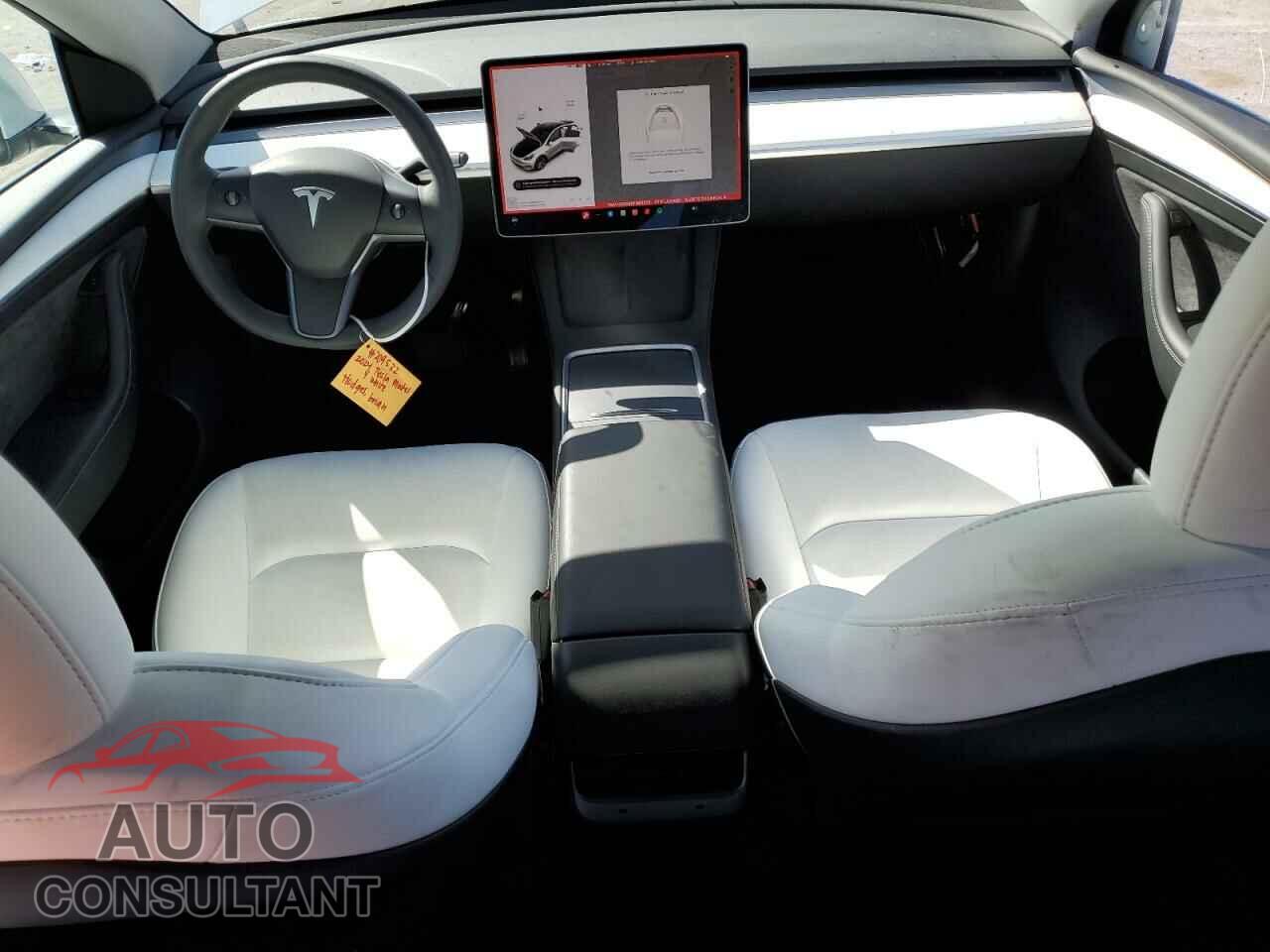 TESLA MODEL Y 2024 - 7SAYGDEE8RF983375