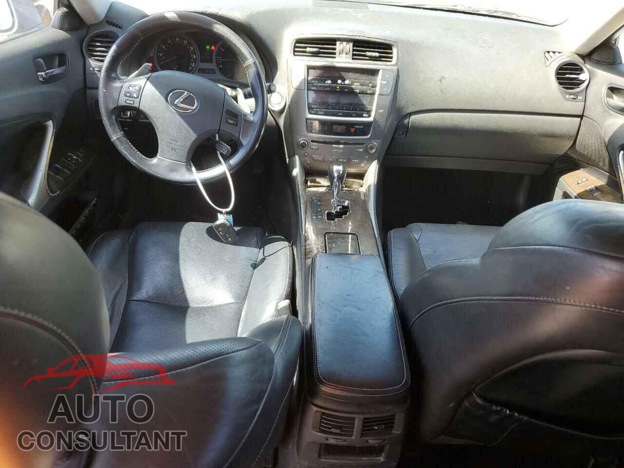 LEXUS IS 2009 - JTHBK262492089904