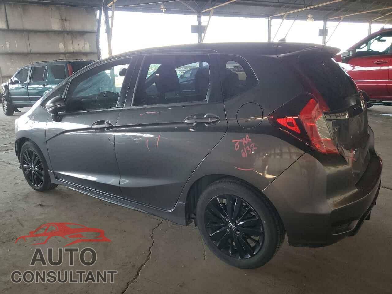 HONDA FIT 2018 - 3HGGK5H79JM700431
