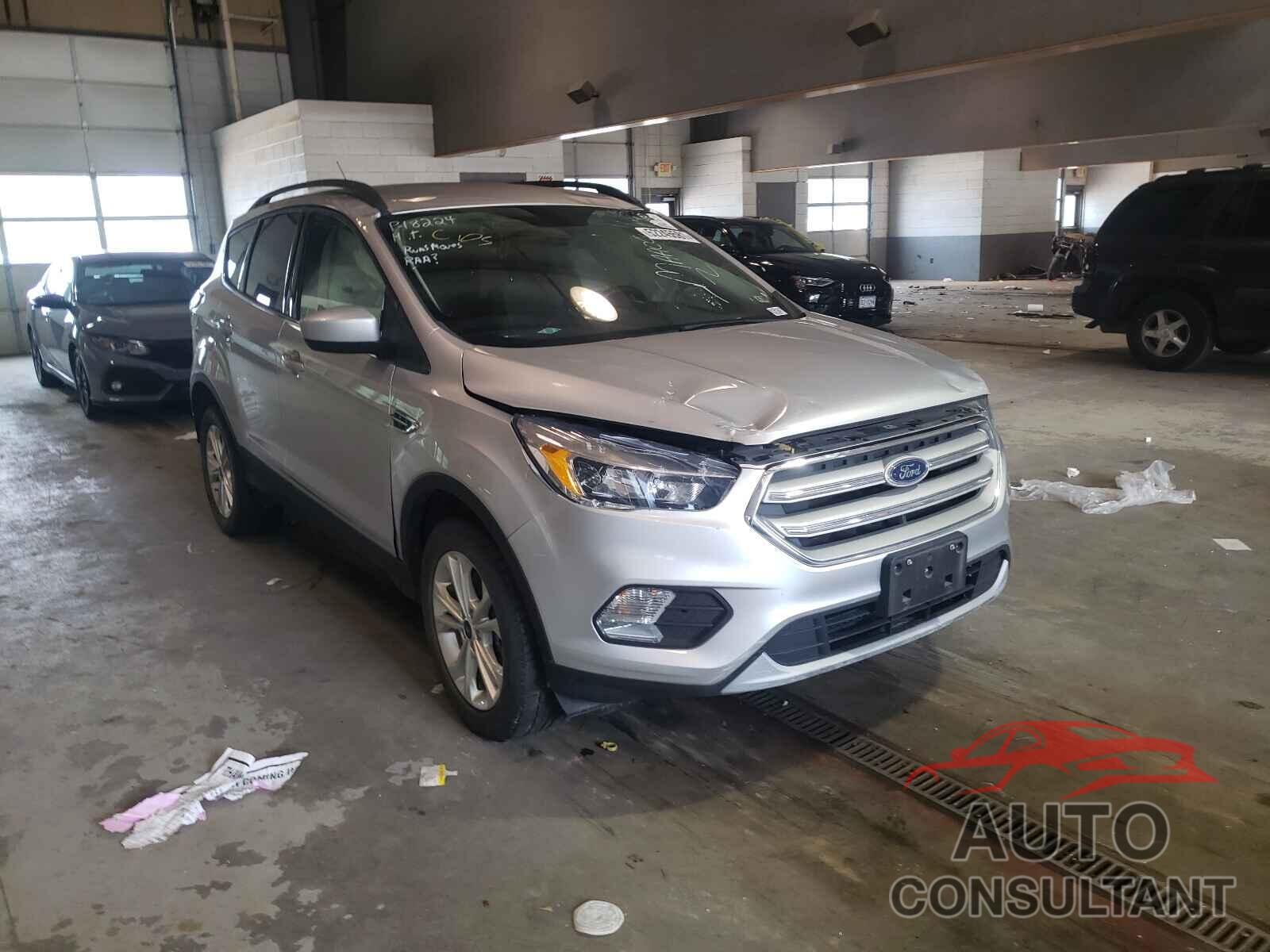 FORD ESCAPE 2018 - 1FMCU9GD7JUC12138