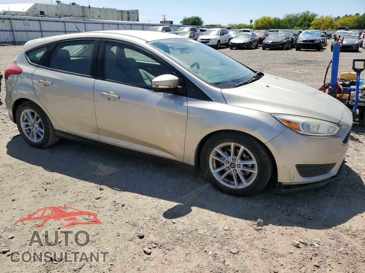 FORD FOCUS 2017 - 1FADP3K26HL303393