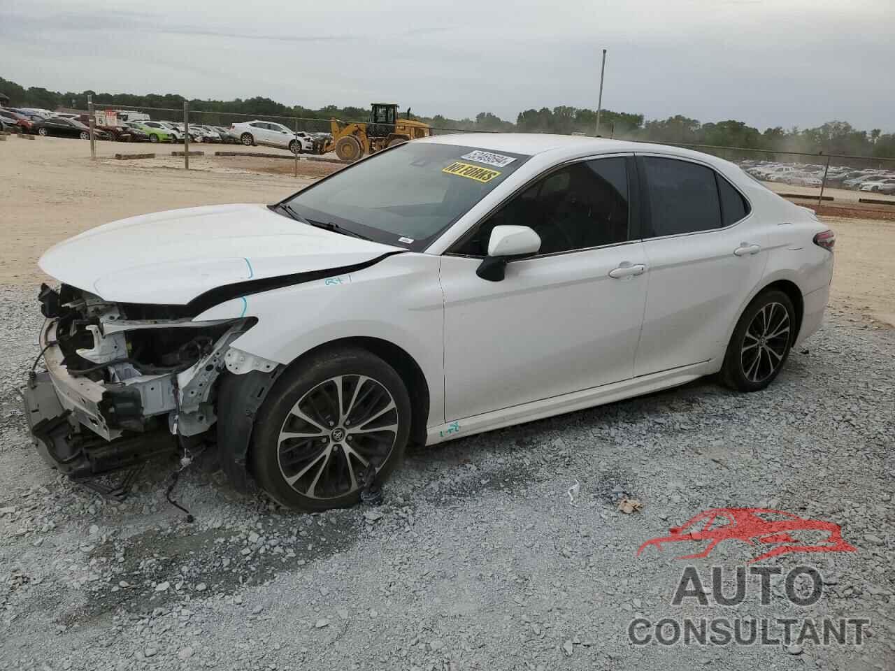 TOYOTA CAMRY 2018 - 4T1B11HK7JU050062