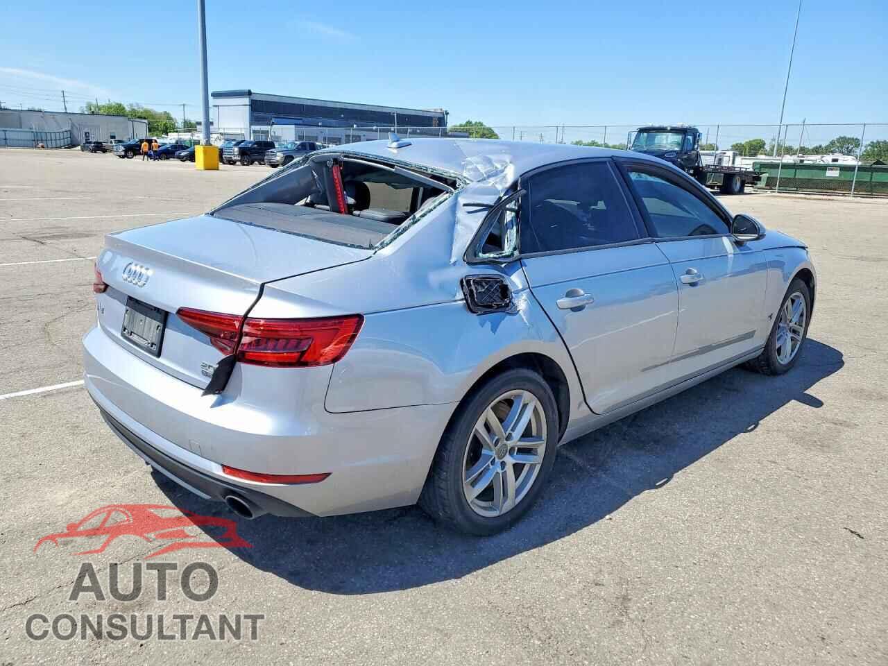 AUDI A4 2017 - WAUANAF44HN032127