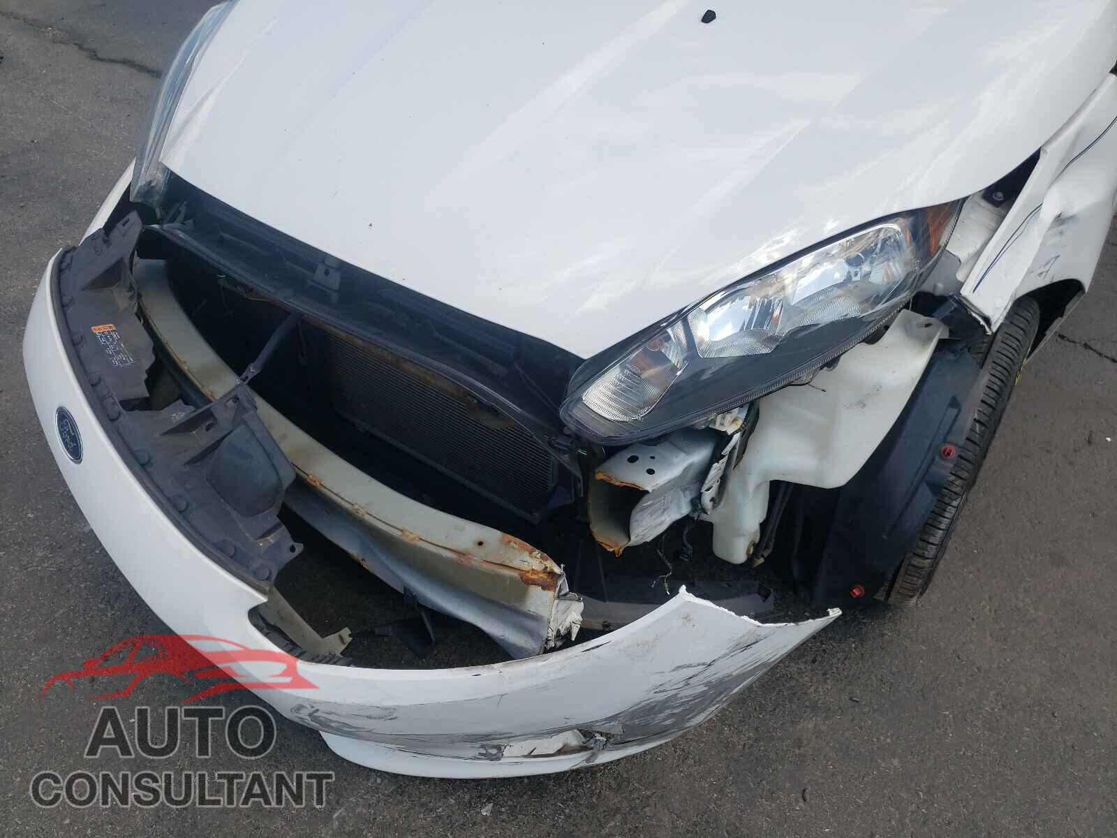 FORD FIESTA 2016 - 3FADP4EJ9GM106322