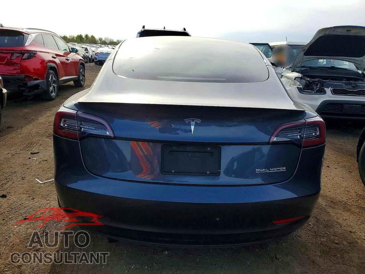 TESLA MODEL 3 2022 - 5YJ3E1EC3NF247917