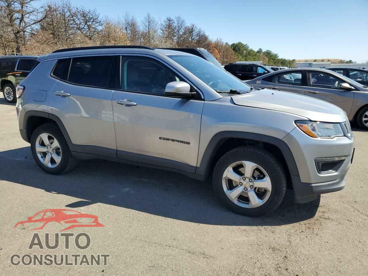 JEEP COMPASS 2018 - 3C4NJDBB1JT112223