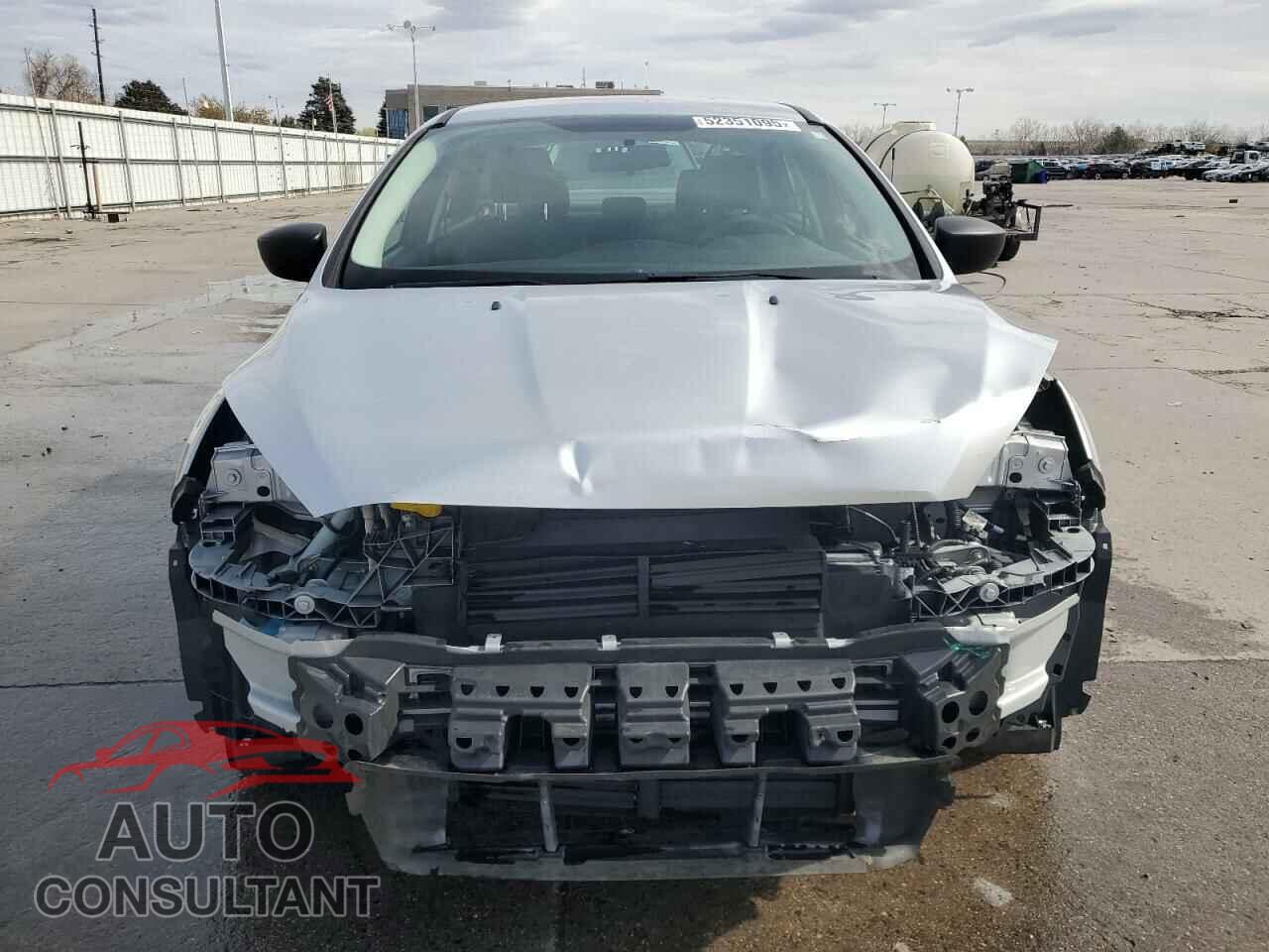 FORD FOCUS 2016 - 1FADP3E23GL228856