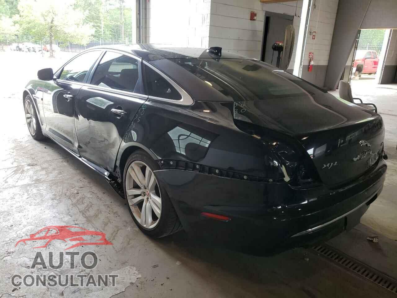 JAGUAR XJ 2017 - SAJWA2G77H8W04701