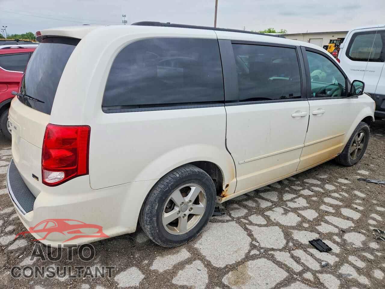 DODGE CARAVAN 2011 - 2D4RN3DG2BR729064
