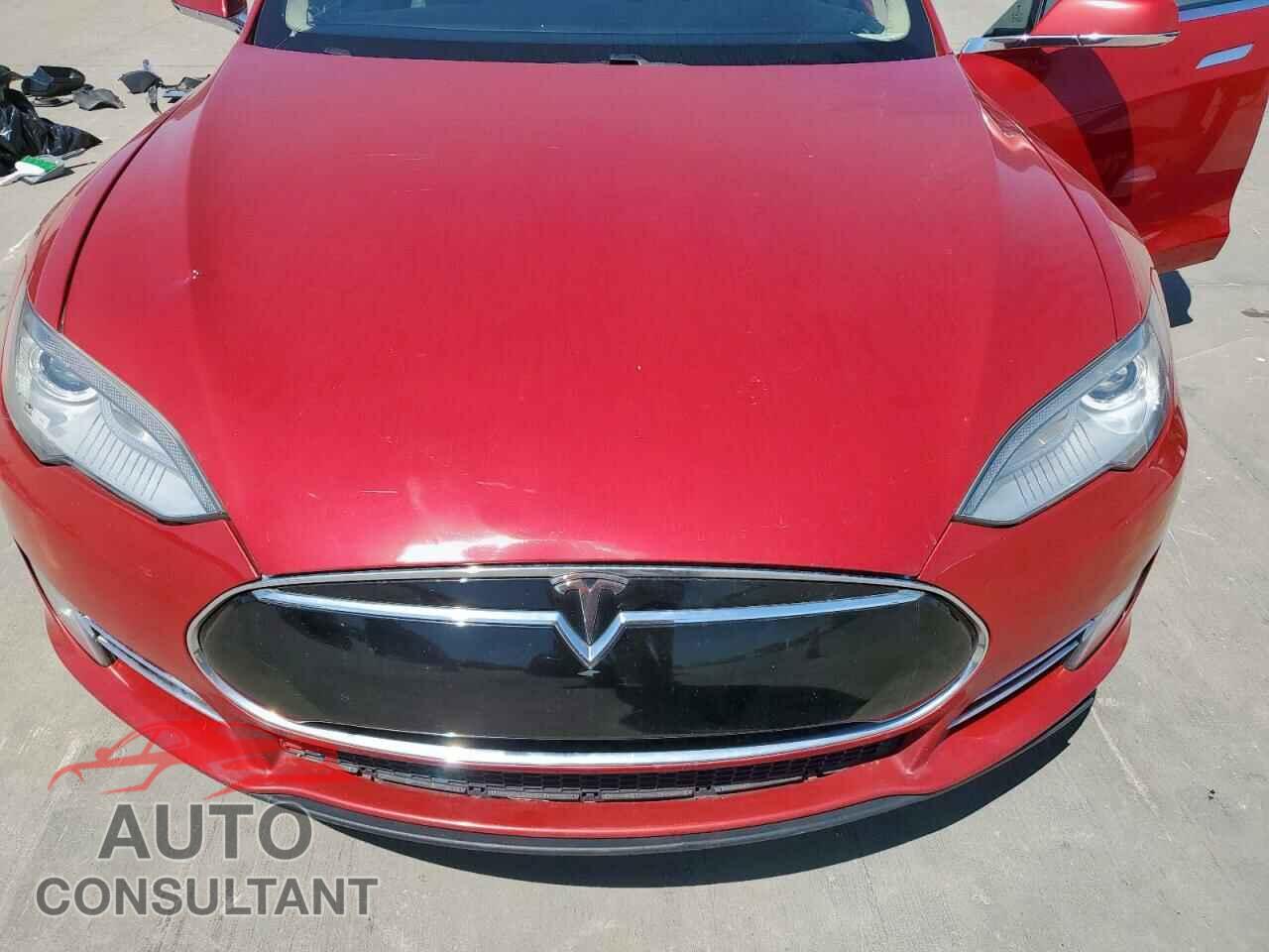 TESLA MODEL S 2013 - 5YJSA1CN5DFP13874