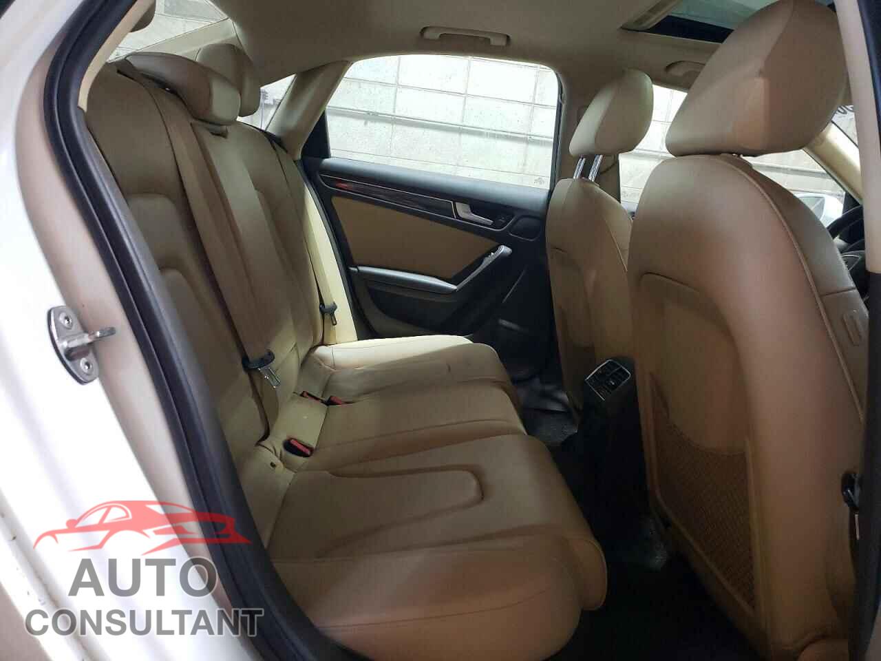 AUDI A4 2013 - WAUFFAFL9DN049087