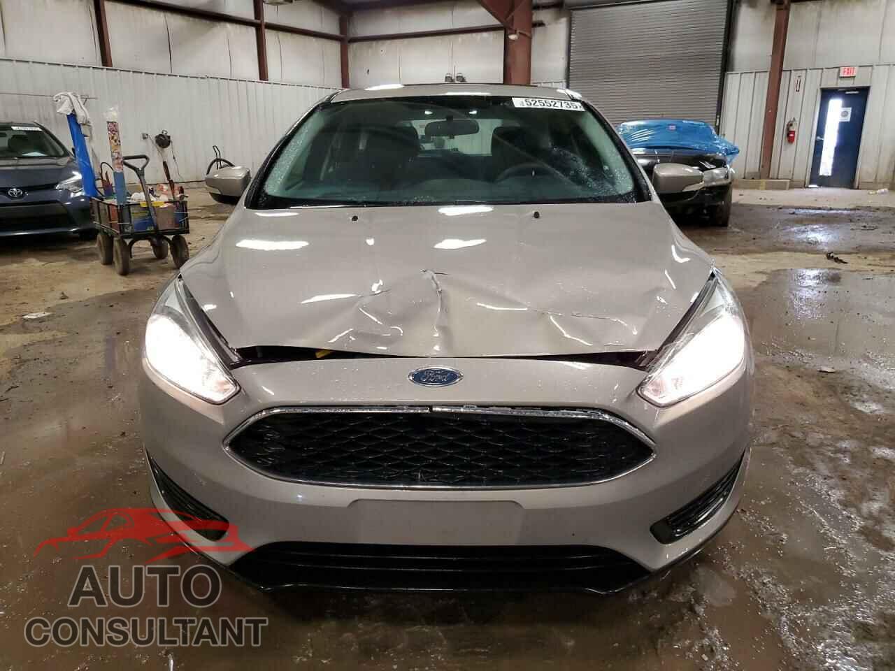 FORD FOCUS 2015 - 1FADP3K21FL301774