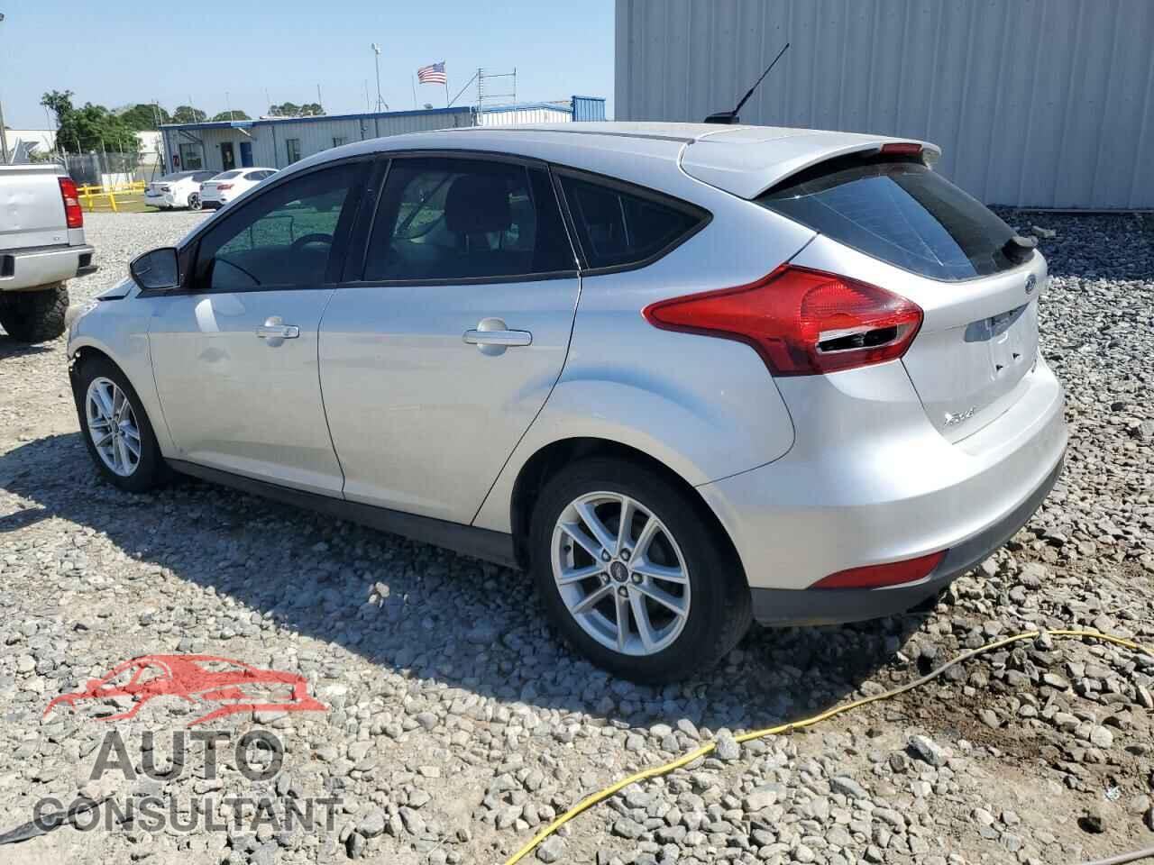 FORD FOCUS 2015 - 1FADP3K27FL233156