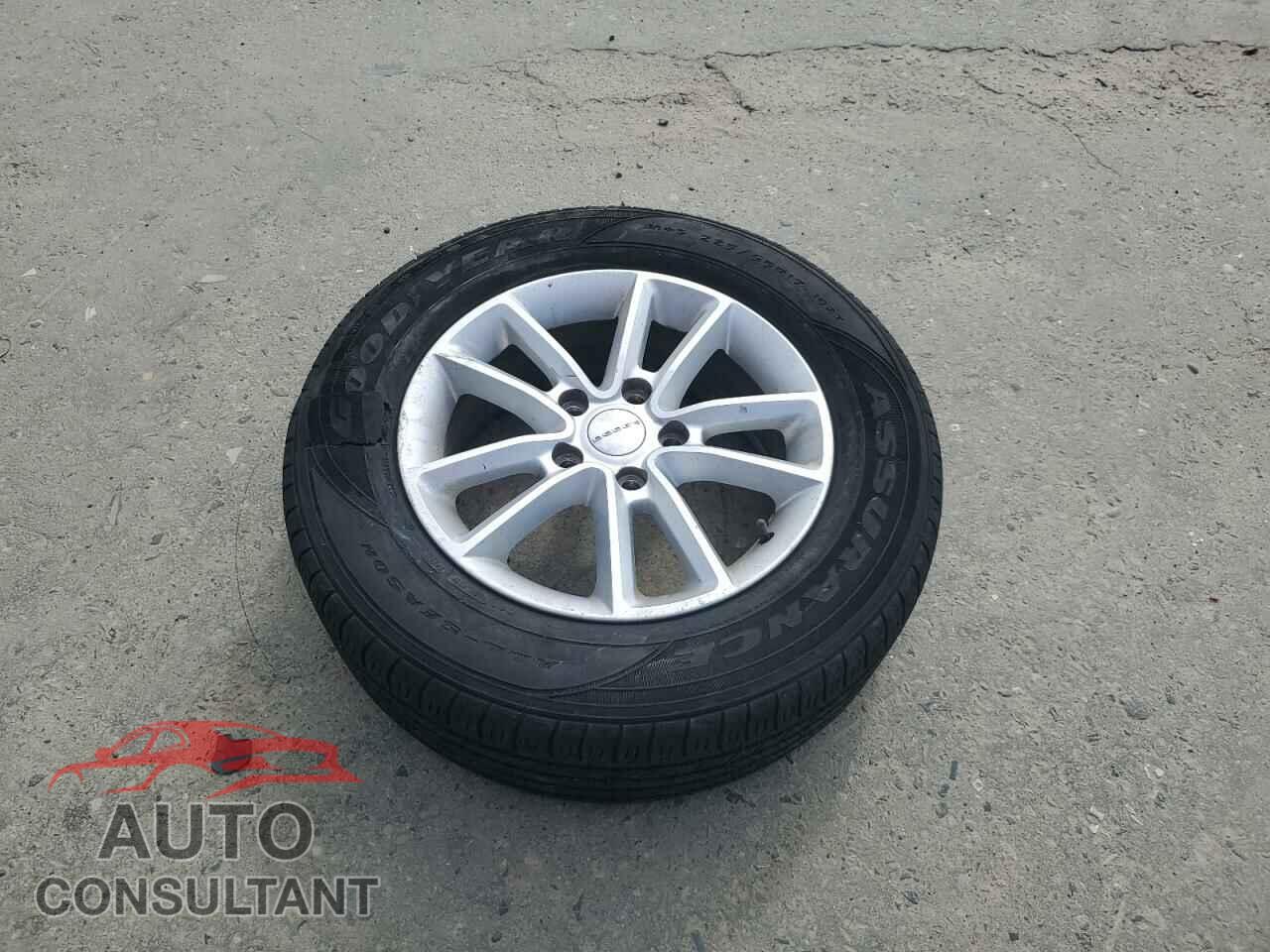 DODGE JOURNEY 2015 - 3C4PDCBG2FT743026