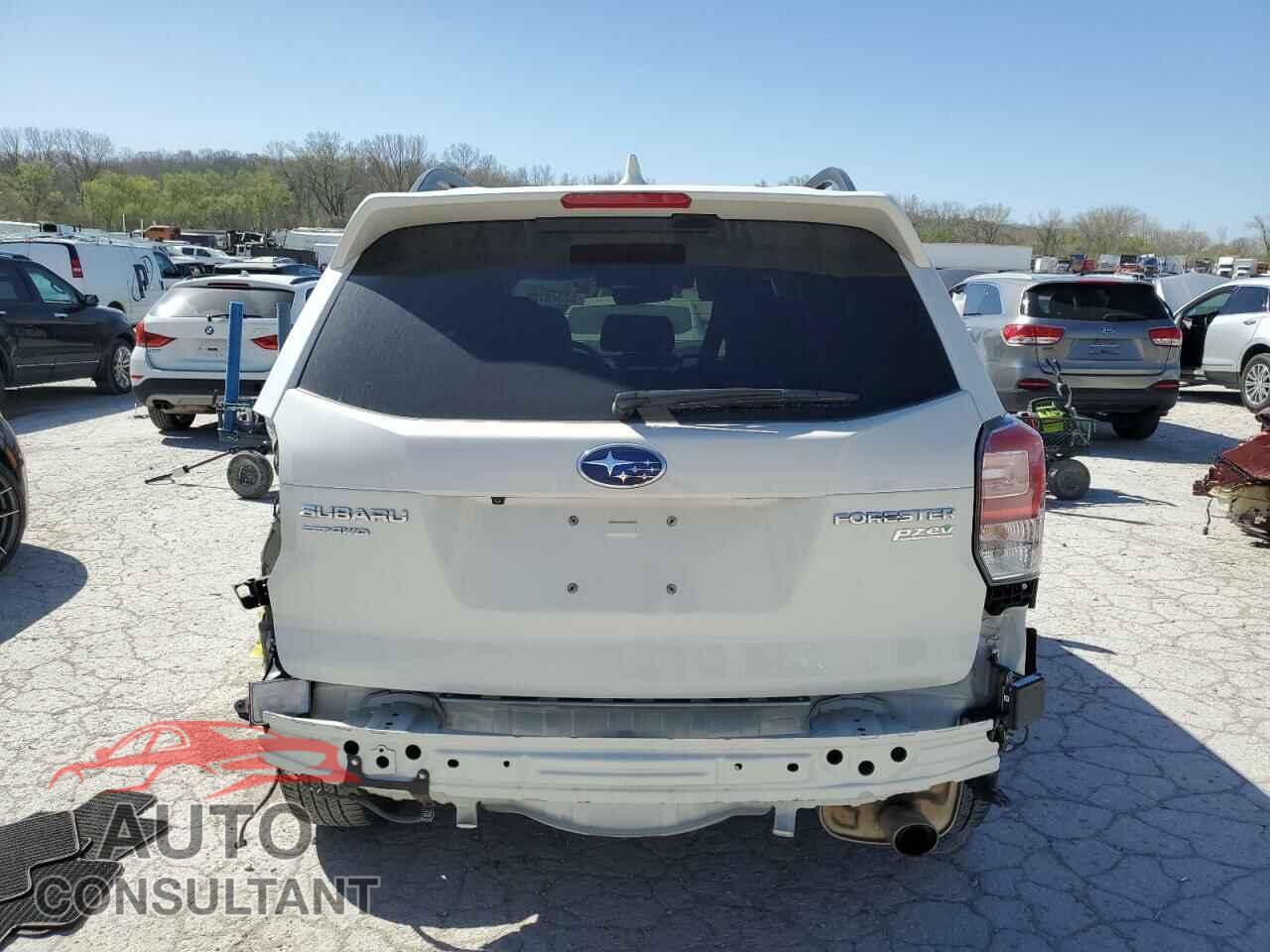 SUBARU FORESTER 2017 - JF2SJAWC6HH583976