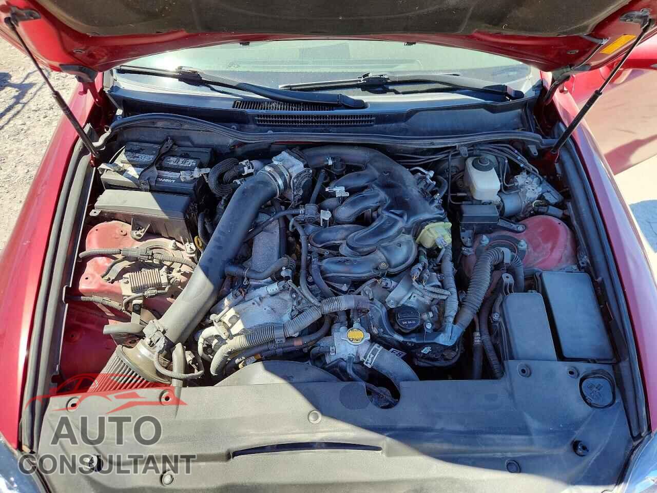 LEXUS IS 2011 - JTHCF5C22B5049677