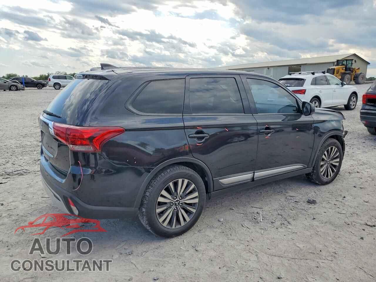 MITSUBISHI OUTLANDER 2020 - JA4AD2A36LZ039702