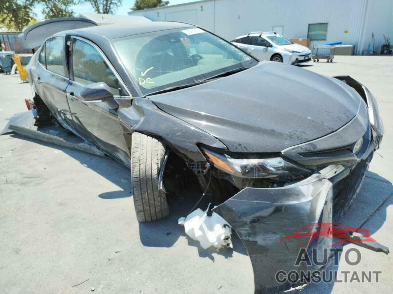 TOYOTA CAMRY 2022 - 4T1T11AKXNU642172
