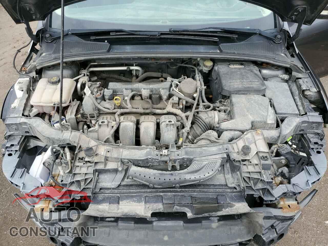 FORD FOCUS 2015 - 1FADP3F21FL361984