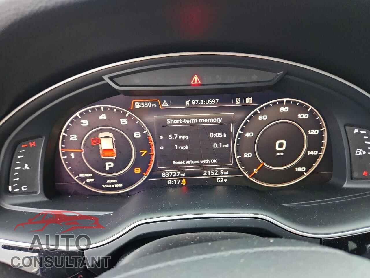 AUDI Q7 2018 - WA1VAAF76JD040682