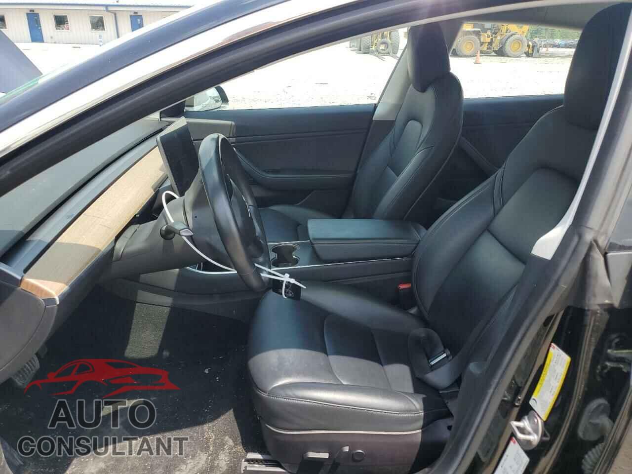 TESLA MODEL 3 2018 - 5YJ3E1EA3JF035530