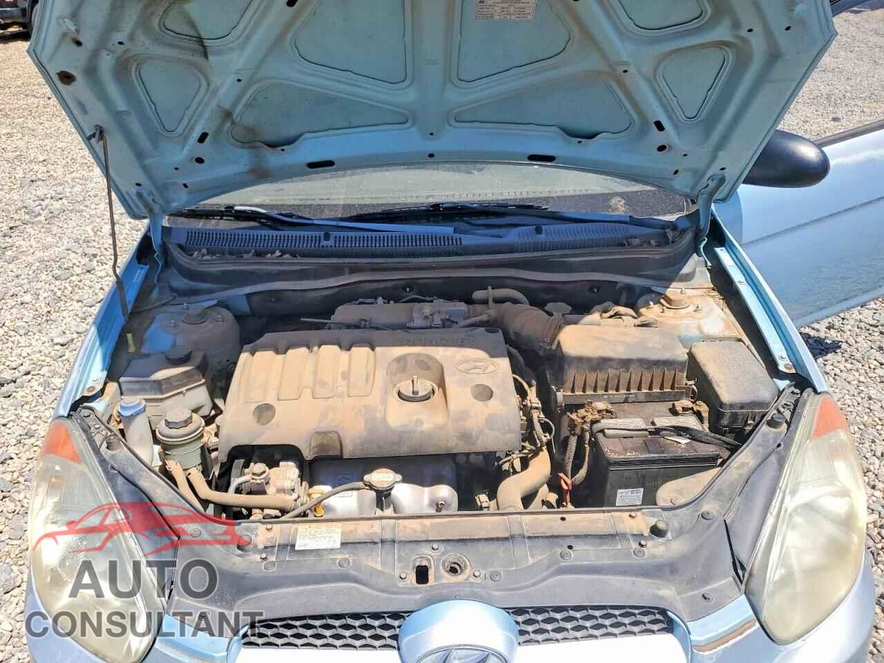 HYUNDAI ACCENT 2009 - KMHCM36C09U133010