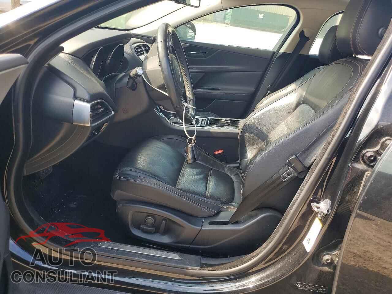 JAGUAR XE 2017 - SAJAE4BV0HA959637