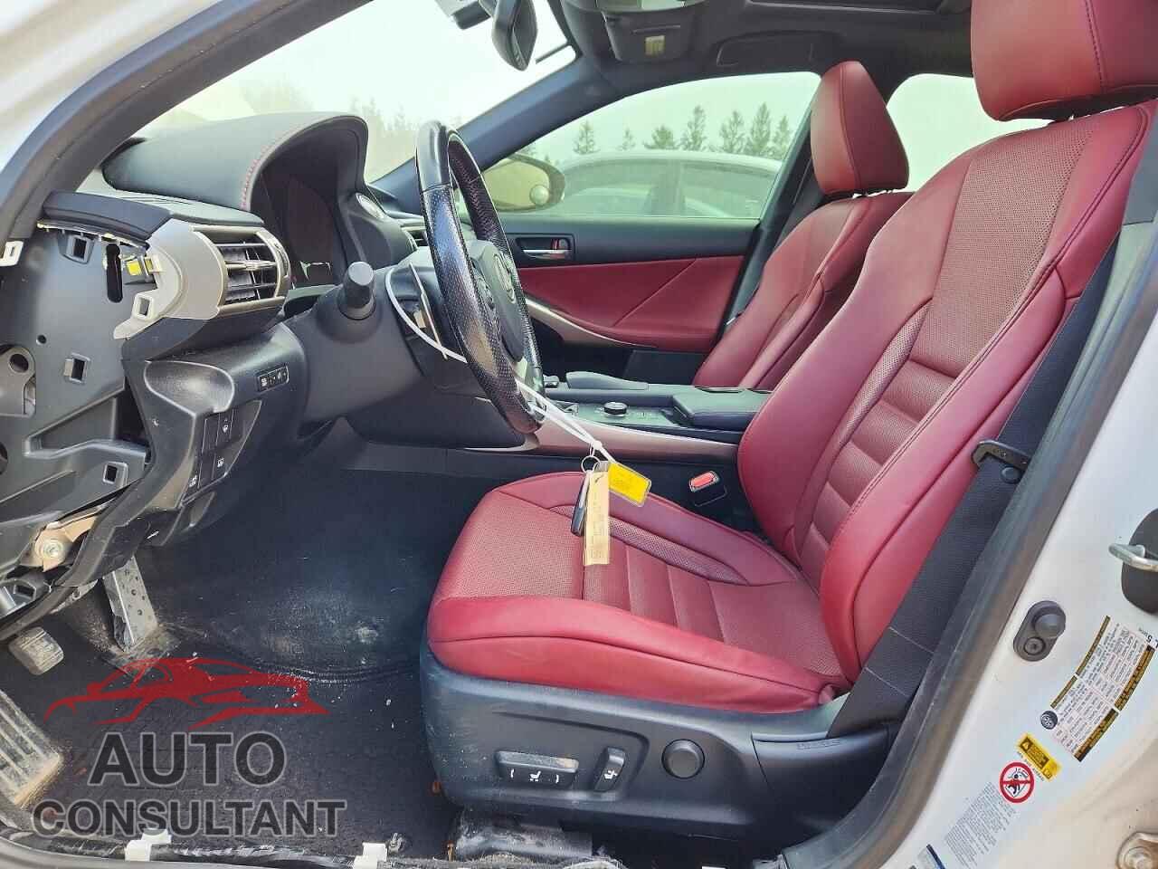 LEXUS IS 2016 - JTHCE1D21G5010564