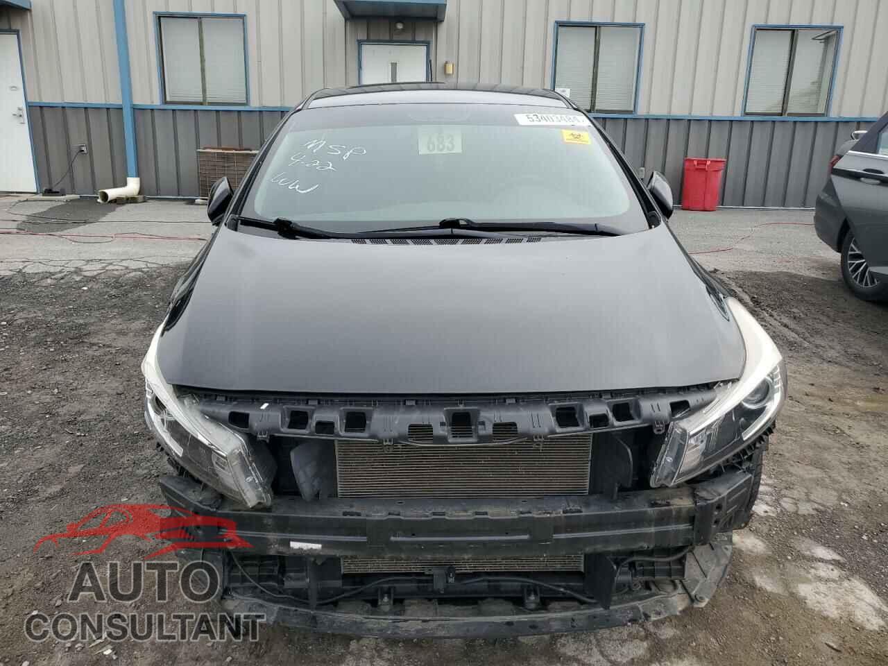 KIA FORTE 2017 - KNAFX5A86H5727548