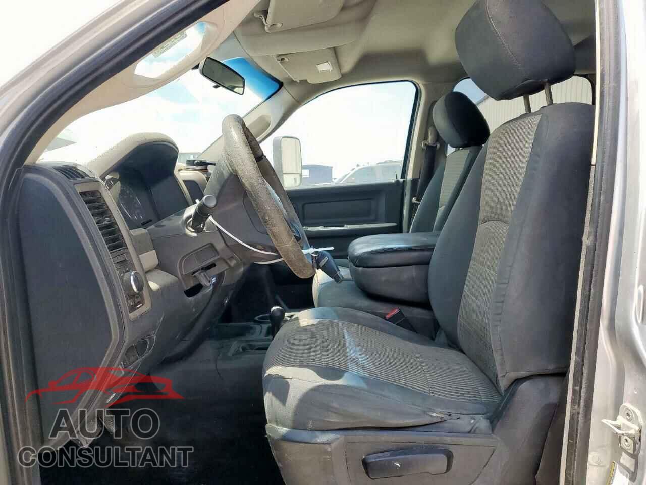 DODGE RAM 2500 2012 - 3C6UD5CL8CG284008