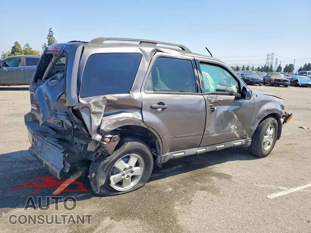 FORD ESCAPE 2010 - 1FMCU9D77AKC28091