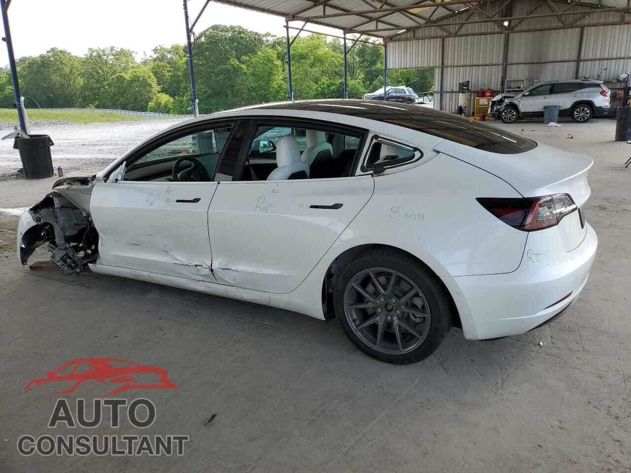 TESLA MODEL 3 2022 - 5YJ3E1EB9NF277379