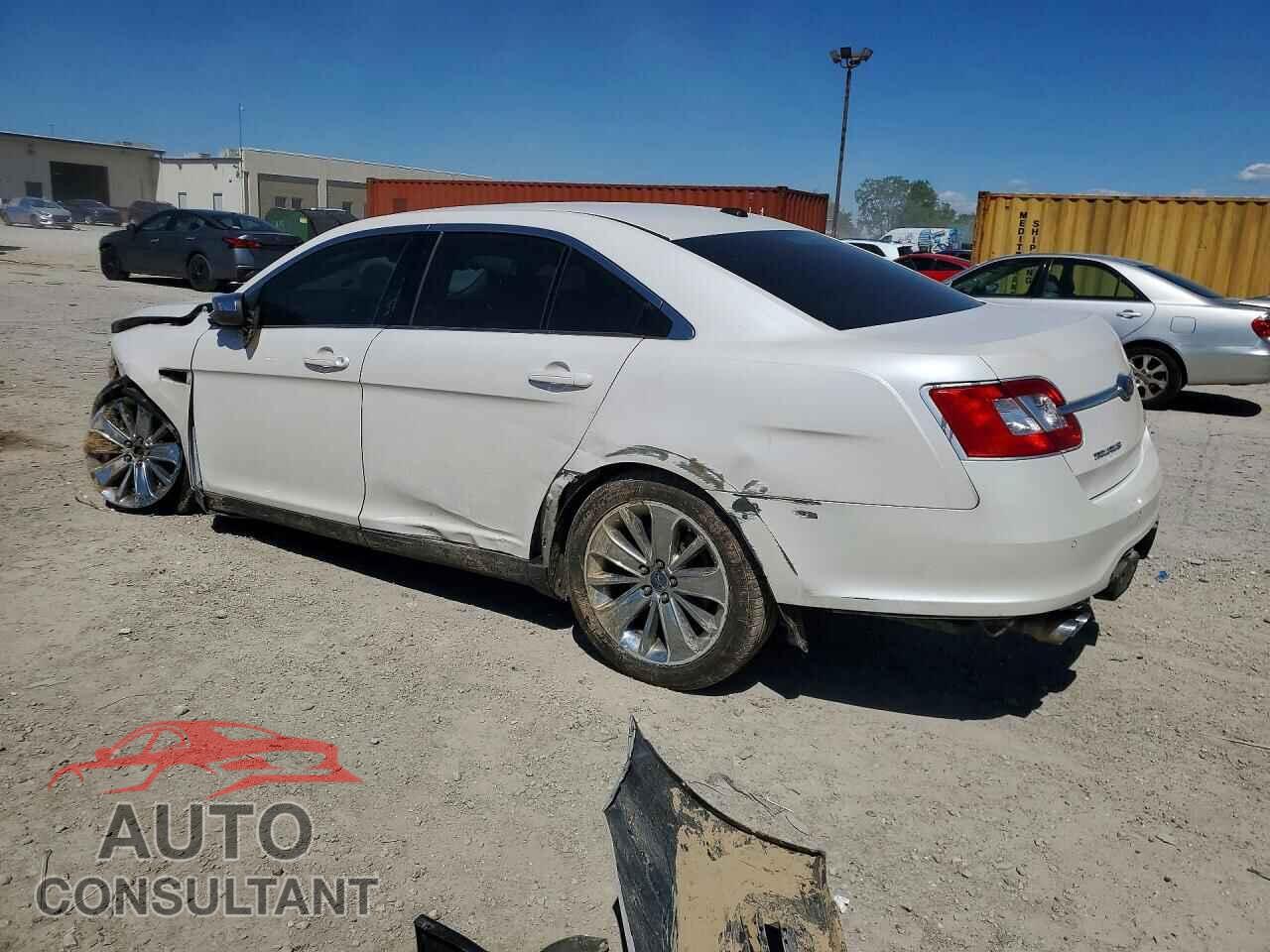 FORD TAURUS 2010 - 1FAHP2FW1AG128137