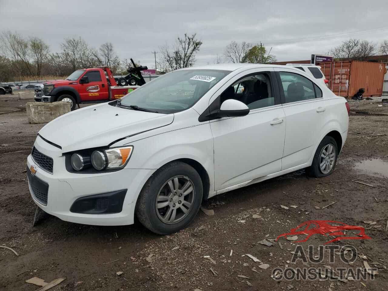 CHEVROLET SONIC 2015 - 1G1JC5SHXF4115615