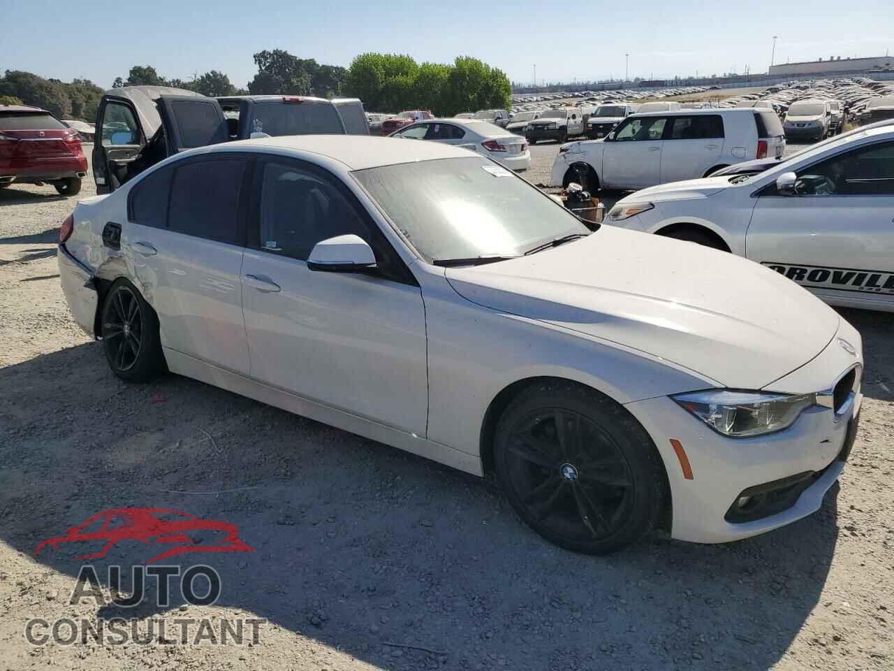 BMW 3 SERIES 2018 - WBA8A9C52JAC99952
