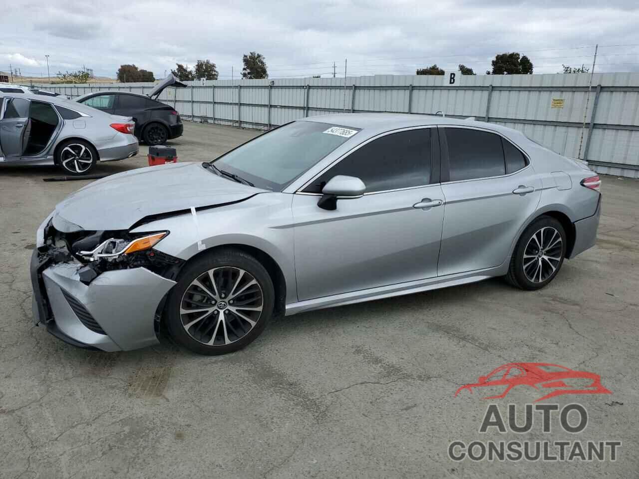 TOYOTA CAMRY 2020 - 4T1G11AK8LU330804