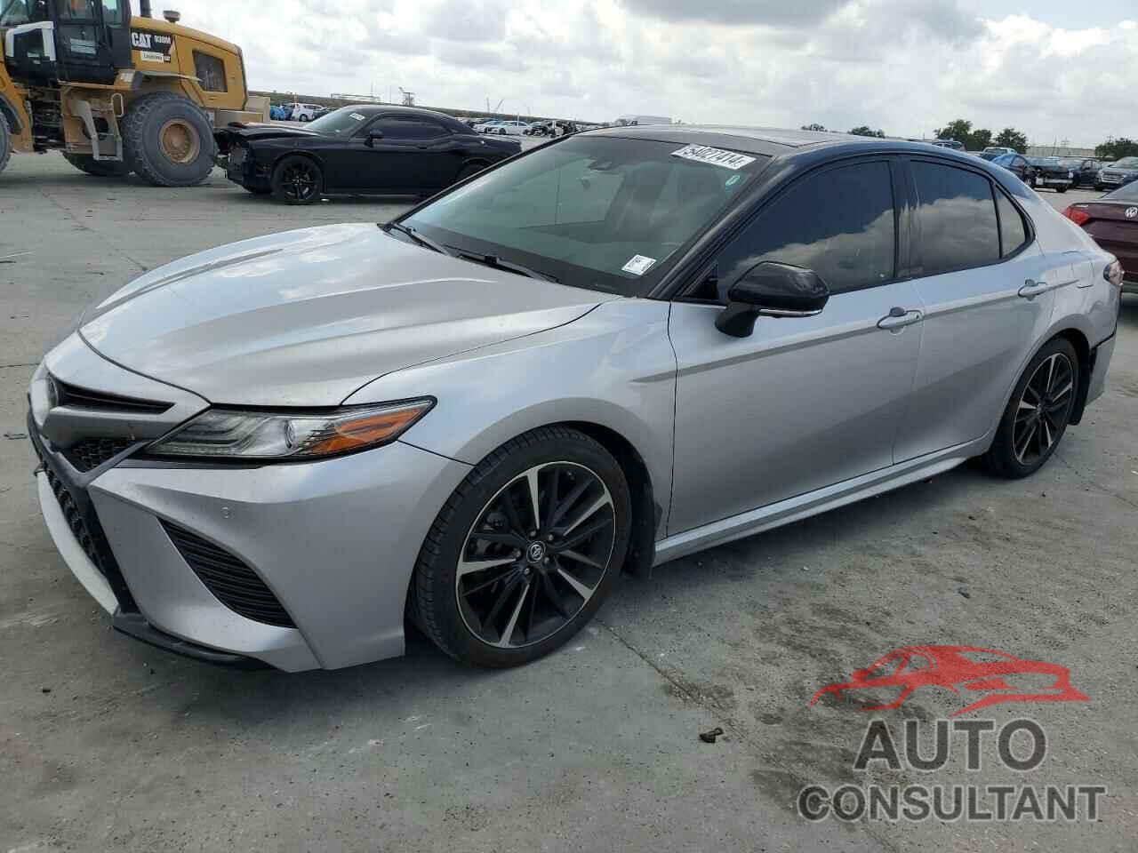 TOYOTA CAMRY 2018 - 4T1BZ1HKXJU004038