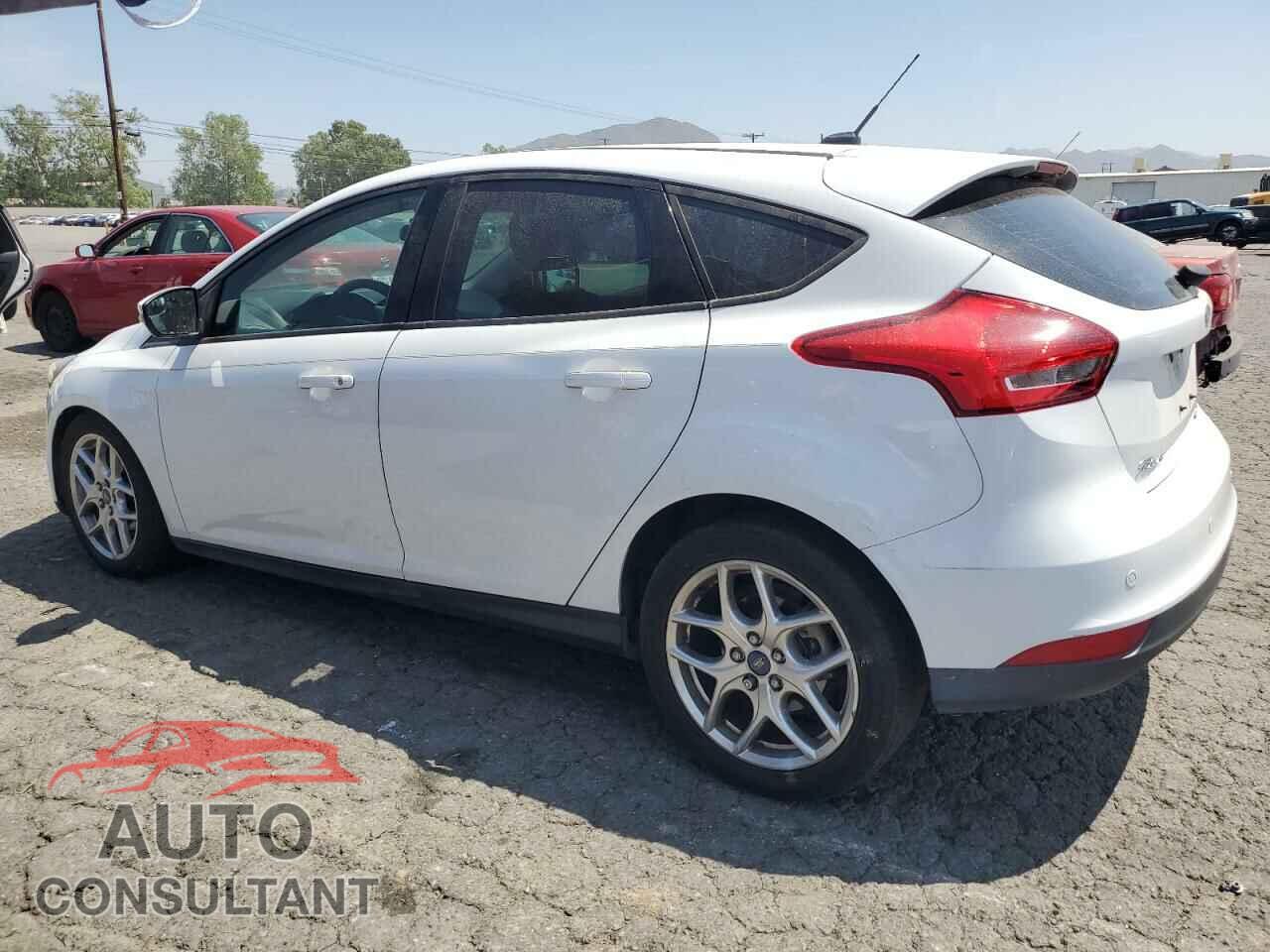 FORD FOCUS 2015 - 1FADP3K2XFL358166