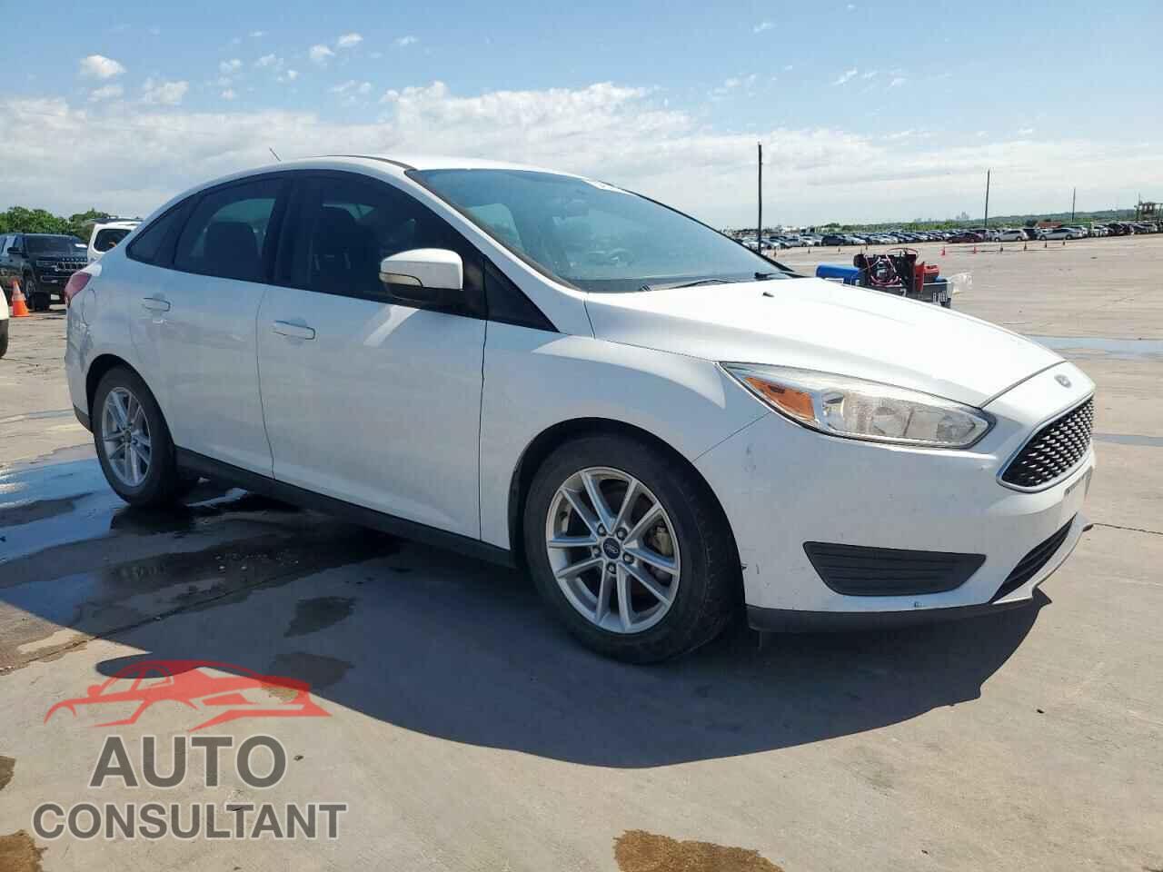 FORD FOCUS 2017 - 1FADP3F27HL244218