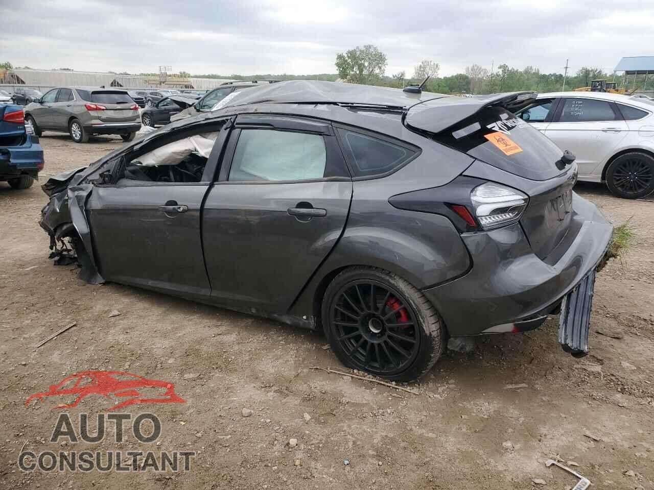 FORD FOCUS 2017 - 1FADP3L91HL290256