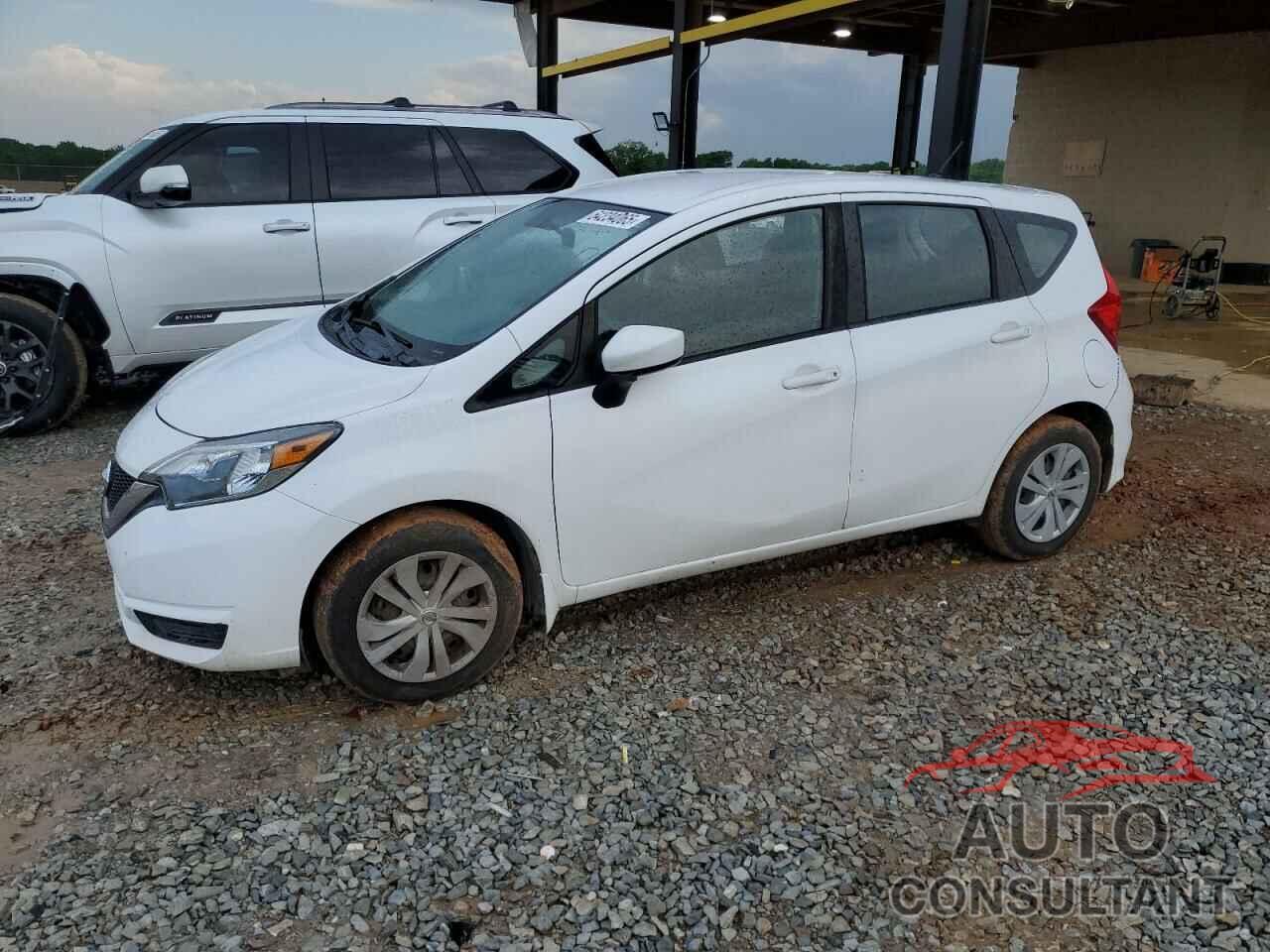 NISSAN VERSA 2018 - 3N1CE2CP4JL358891
