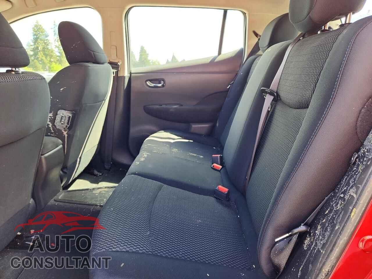 NISSAN LEAF 2015 - 1N4AZ0CP2FC332909