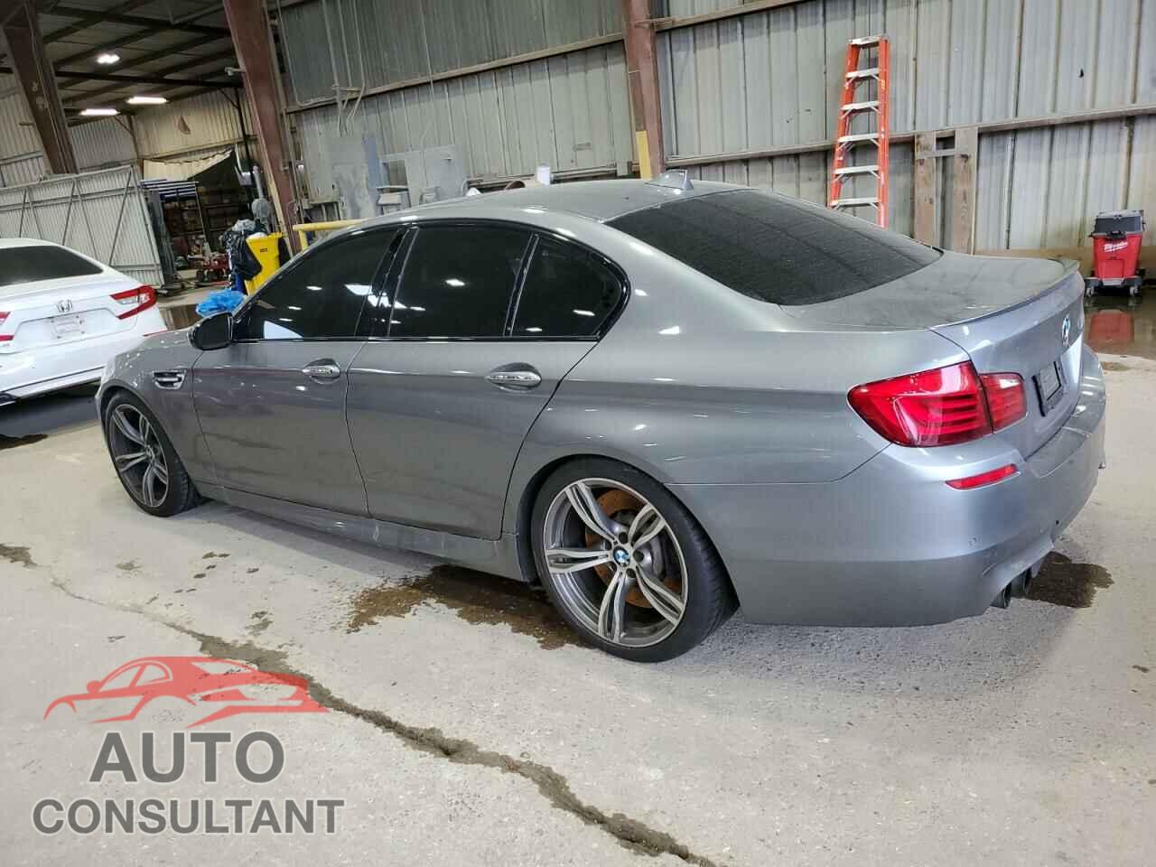 BMW M5 2013 - WBSFV9C50DC772924