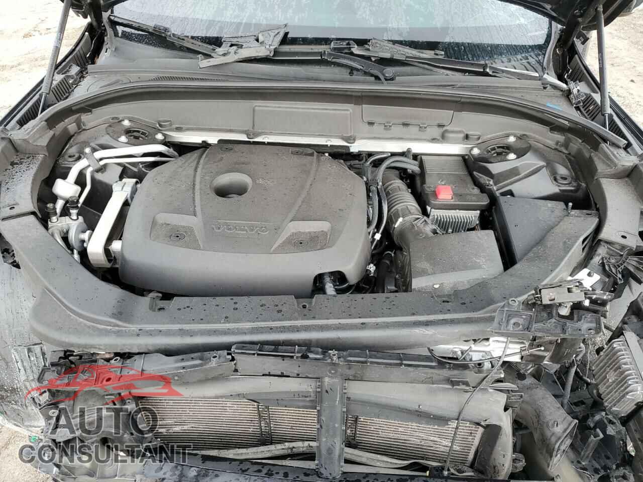 VOLVO XC60 2018 - LYVA22RL2JB079165