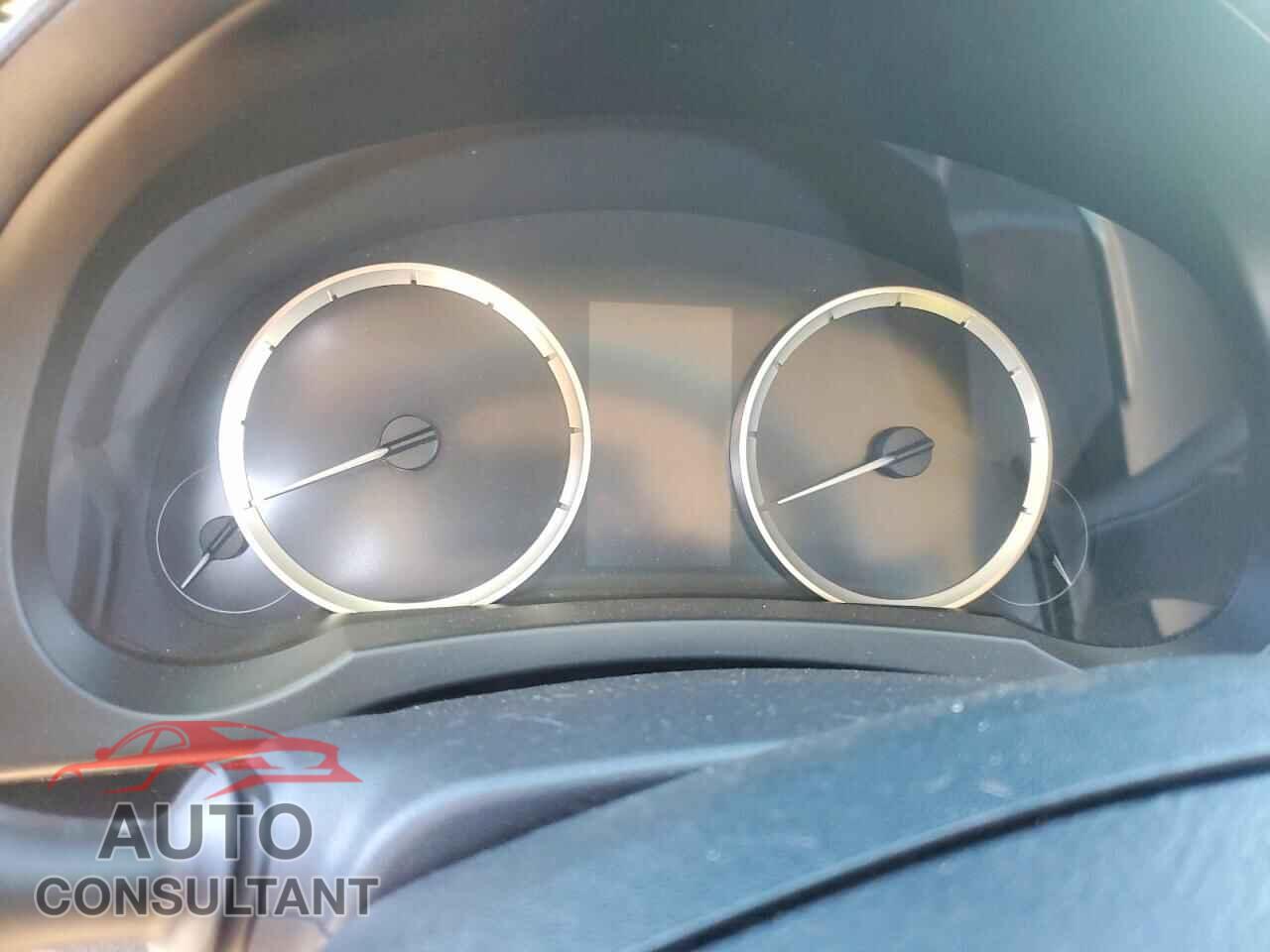 LEXUS IS 2014 - JTHBF1D28E5016030