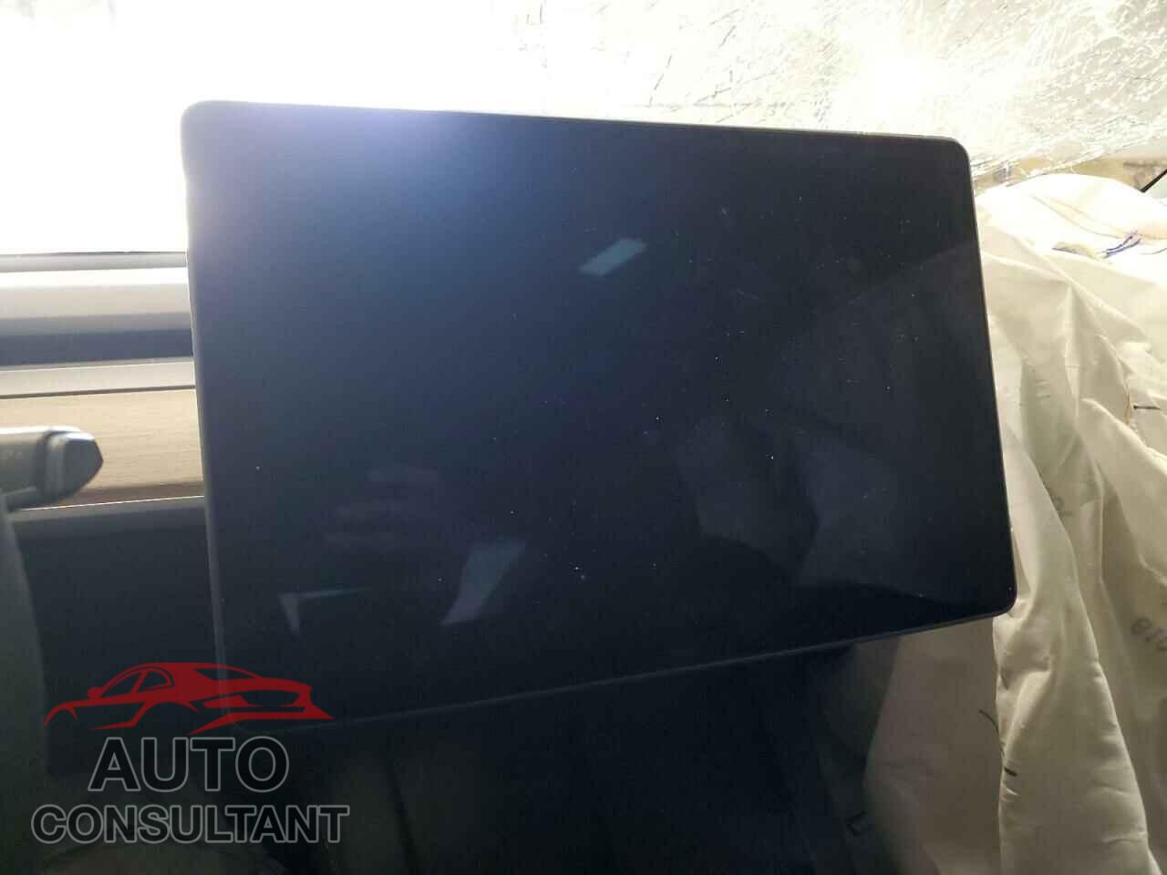 TESLA MODEL 3 2021 - 5YJ3E1EA7MF986964