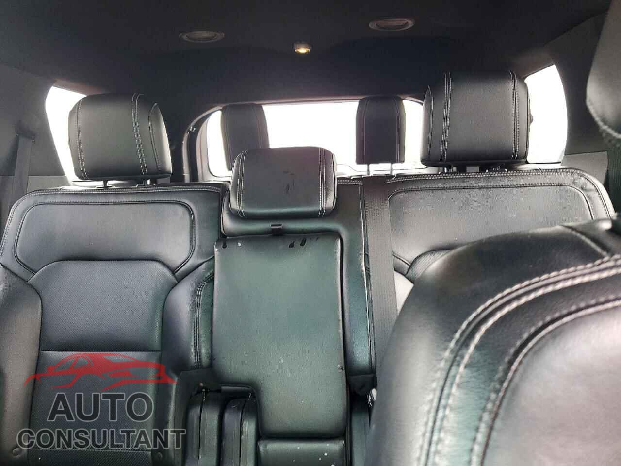 FORD EXPLORER 2017 - 1FM5K8F84HGA18124