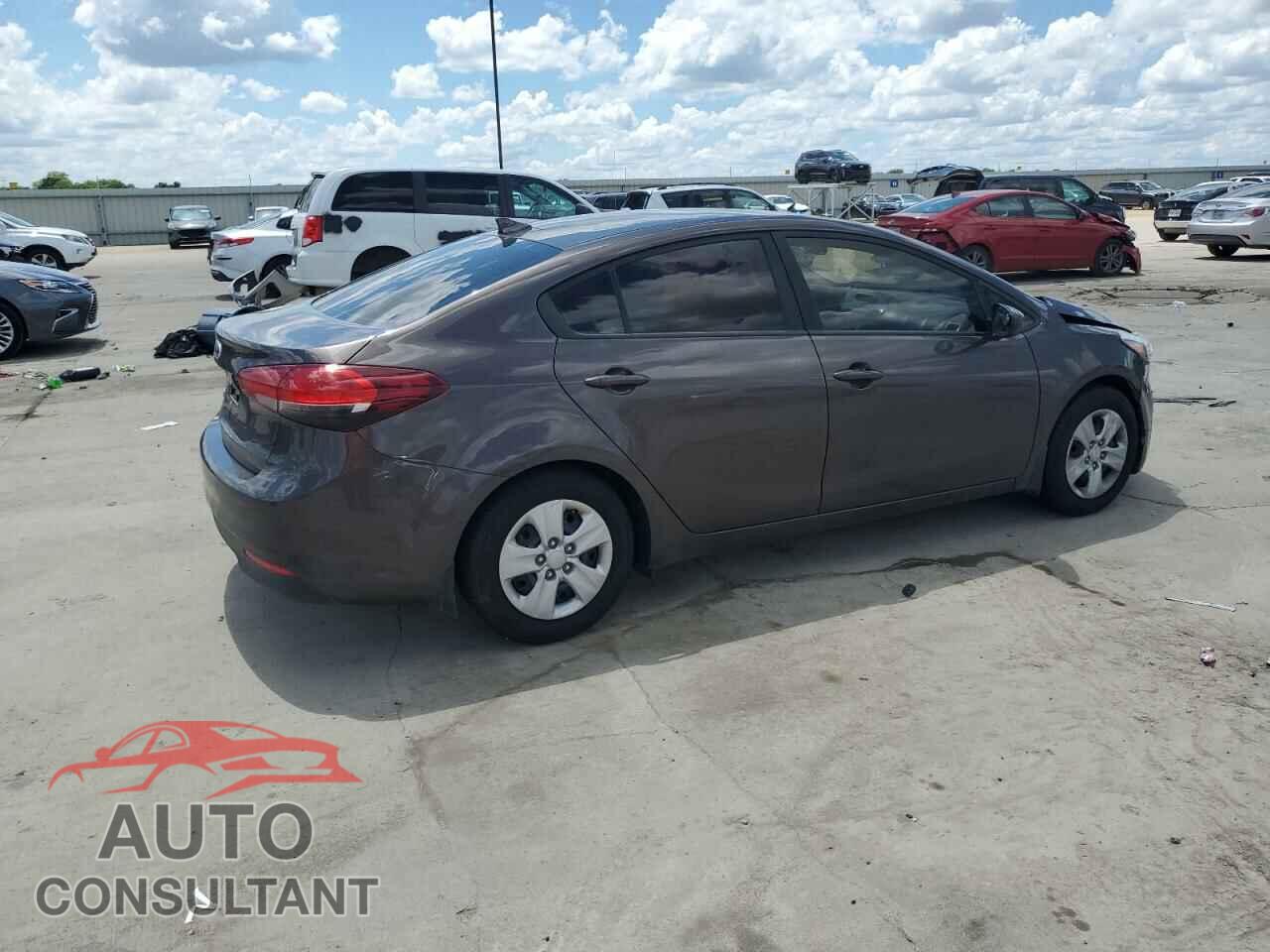 KIA FORTE 2017 - 3KPFK4A74HE152132