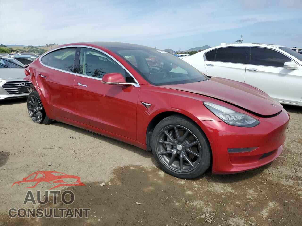 TESLA MODEL 3 2019 - 5YJ3E1EA7KF464008