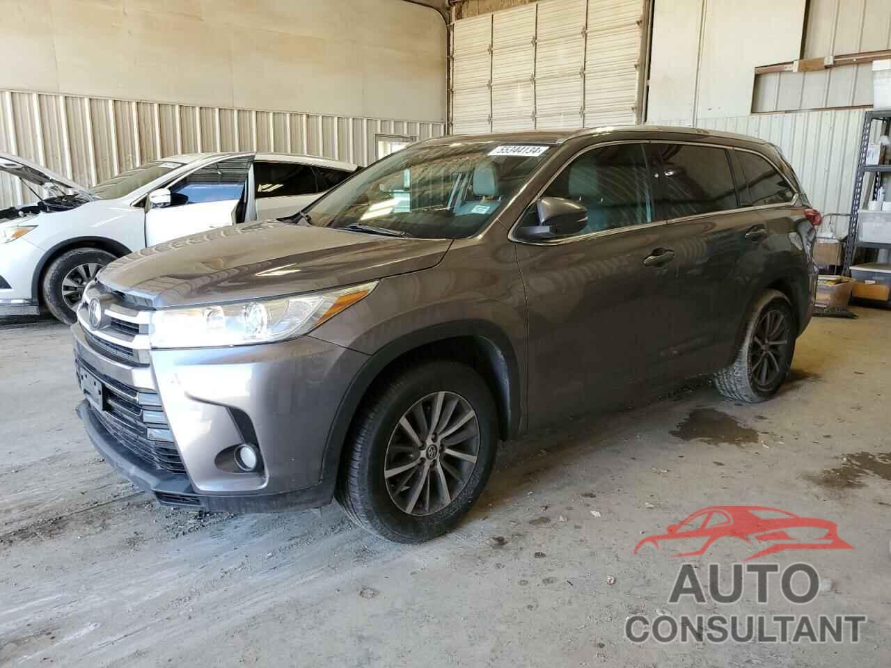 TOYOTA HIGHLANDER 2018 - 5TDKZRFH6JS279940